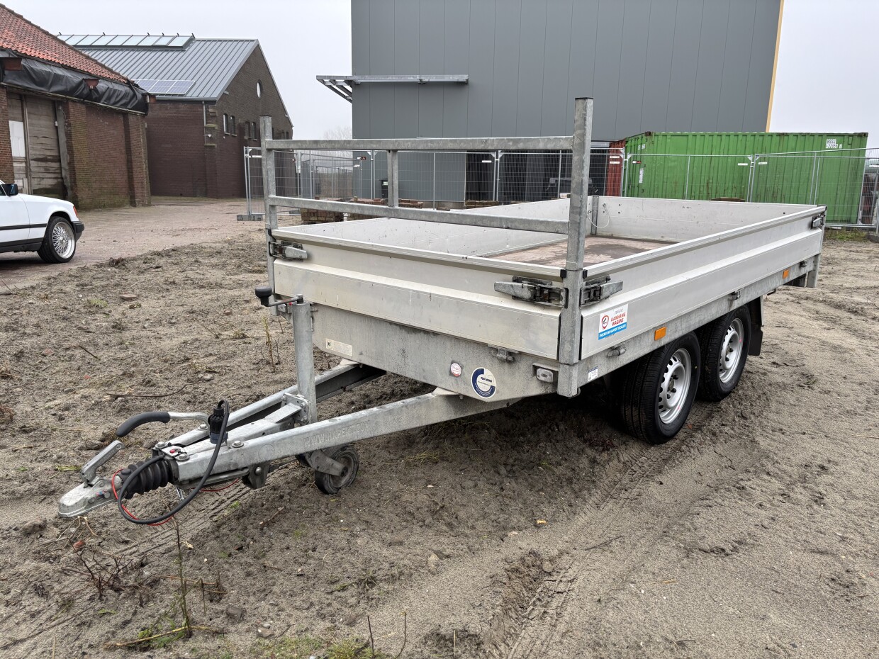 Hapert plateauwagen tandemas geremd 2000 kg 305x160 cm