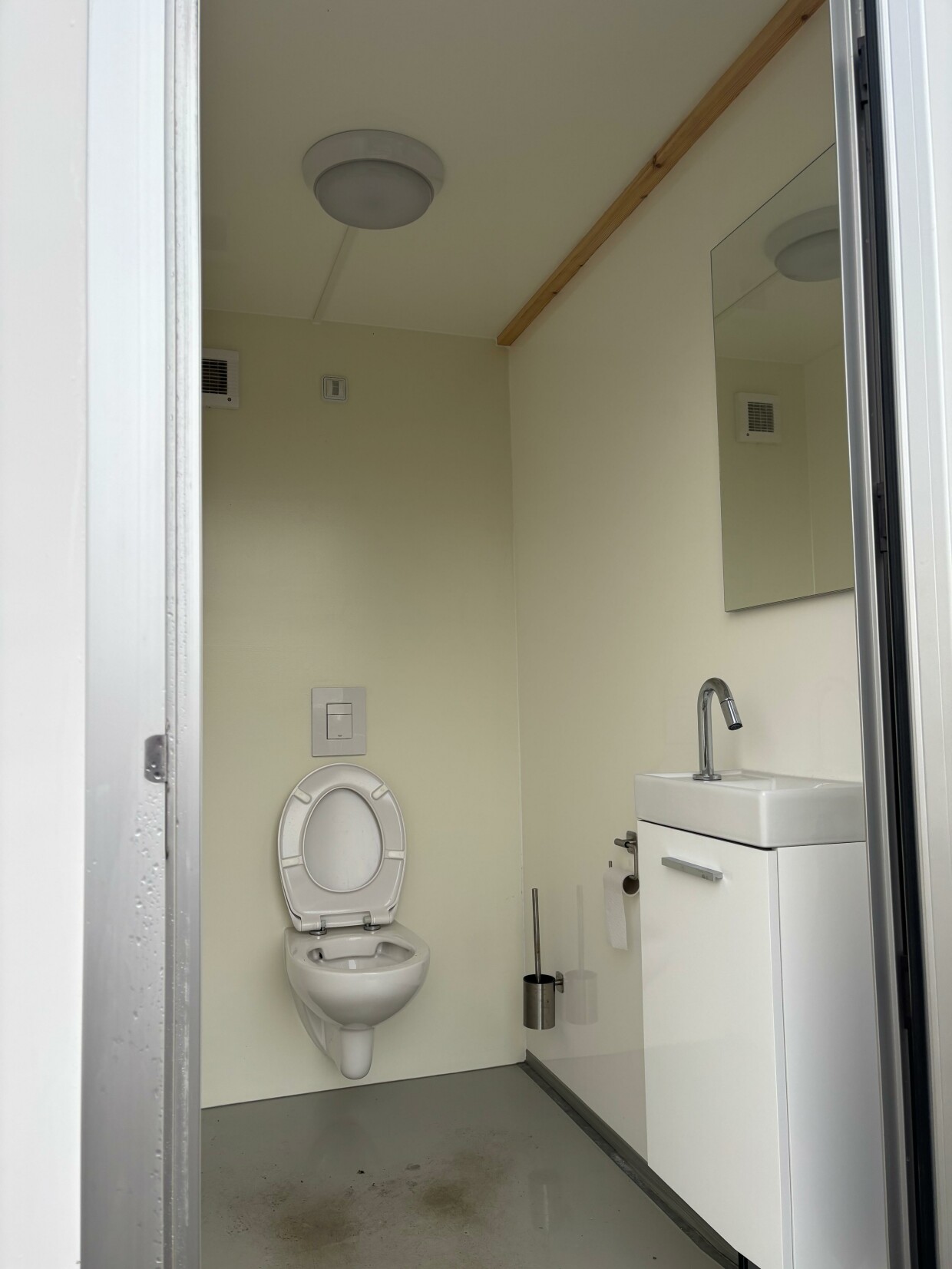 SBW schaftwagen compleet met keuken en toilet 