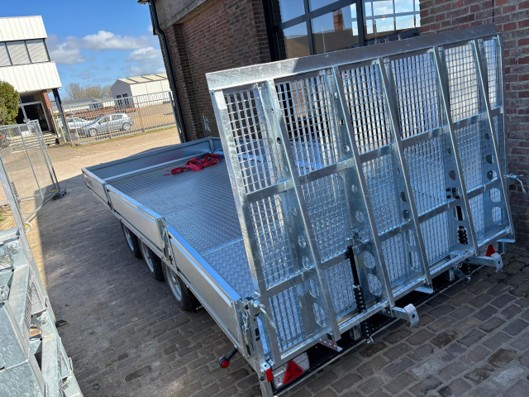 Oprijplanken + kleppen
